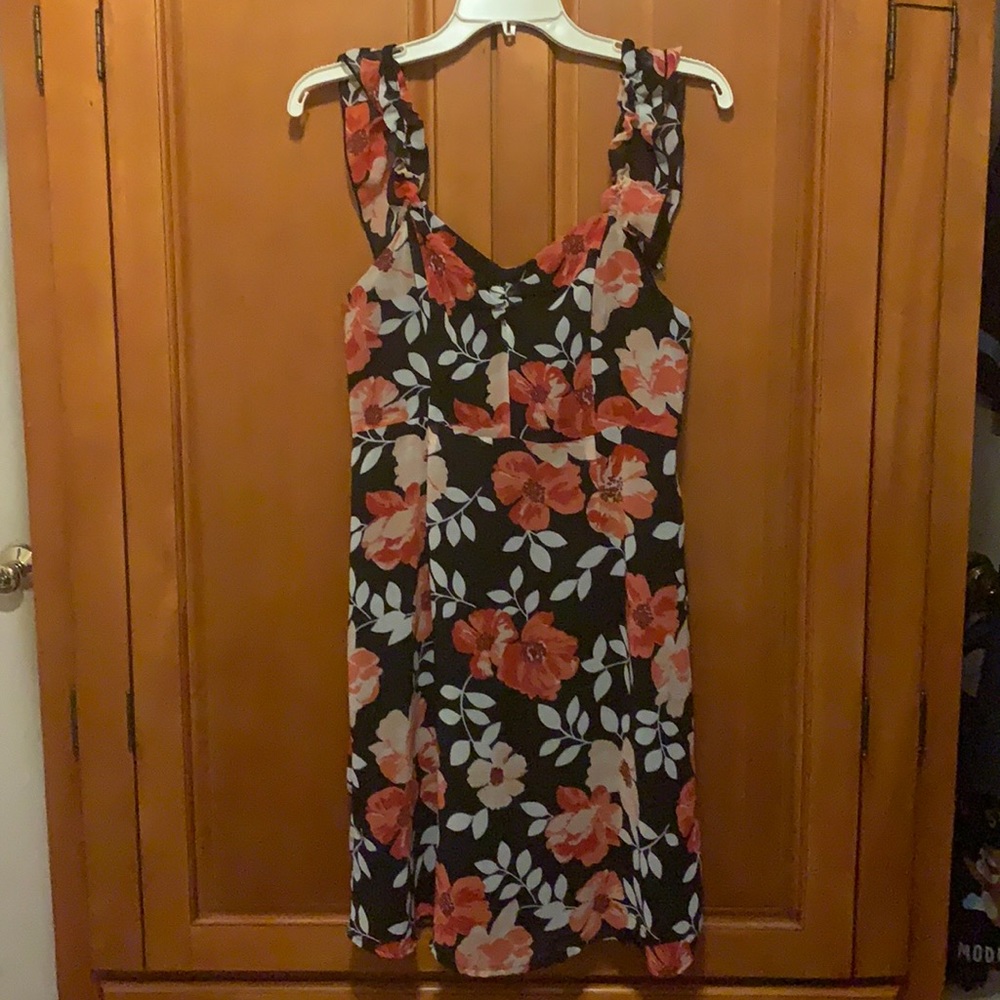 Worn once black with red flowers dress forever21